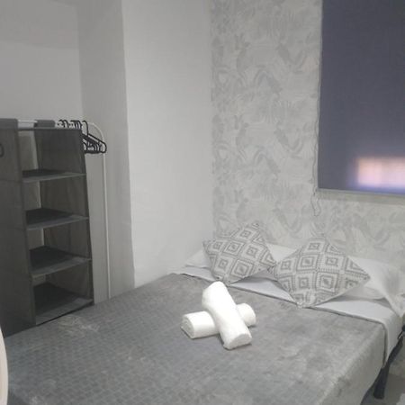 Precioso Apartamento Moderno Cerca Del Carrefour Rosaleda มาลากา ภายนอก รูปภาพ